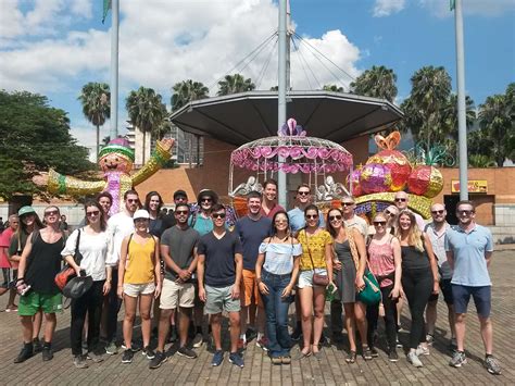 real city tours medellin.